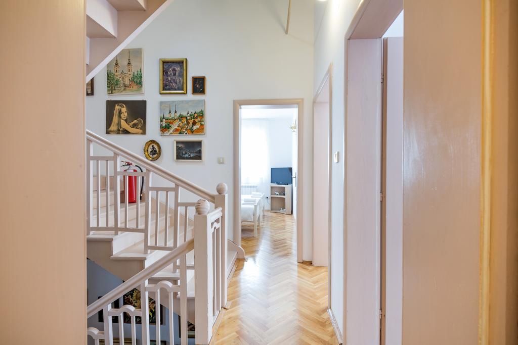 Dolce Vita Luxury Suites Belgrado Buitenkant foto